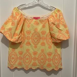 Lilly Pulitzer ladies eyelet top in size Large. Fun yellow & white w/coral trim